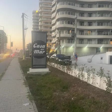 Blue * Mamaia